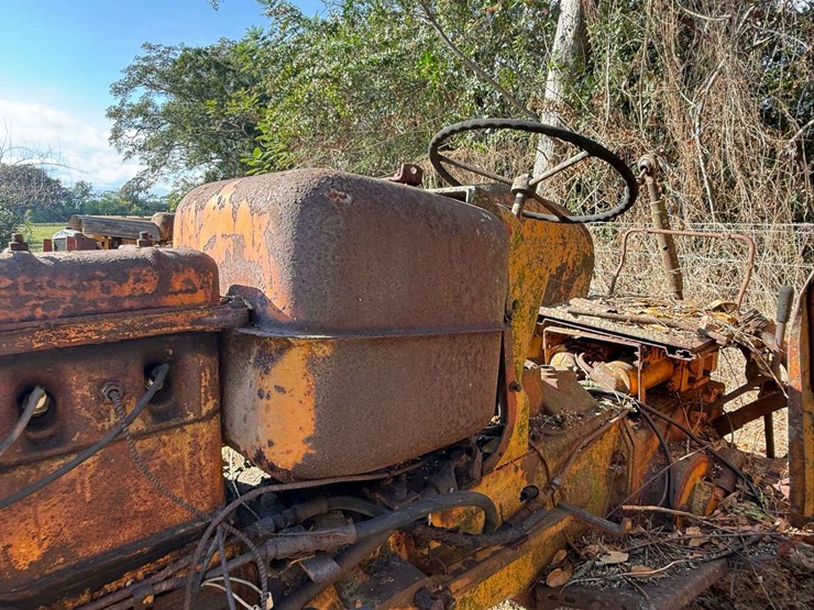 minneapolis-moline-445-image-17