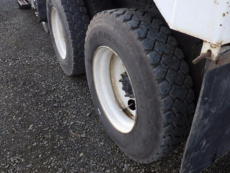 2007-international-7600-image-20