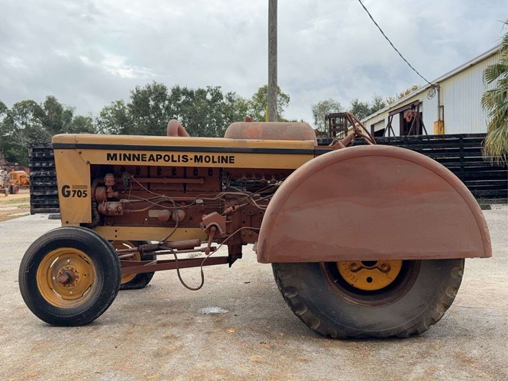 minneapolis-moline-g705-image-4