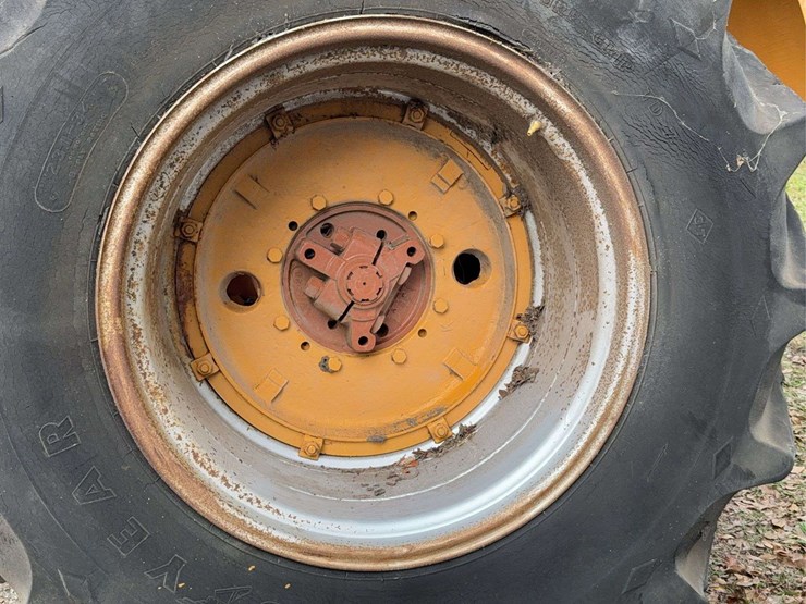 minneapolis-moline-g706-image-46