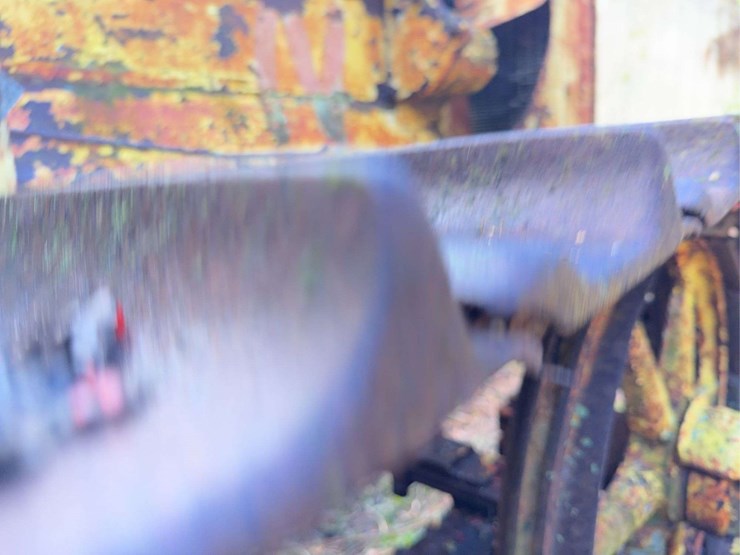 caterpillar-2-ton-crawler-image-32