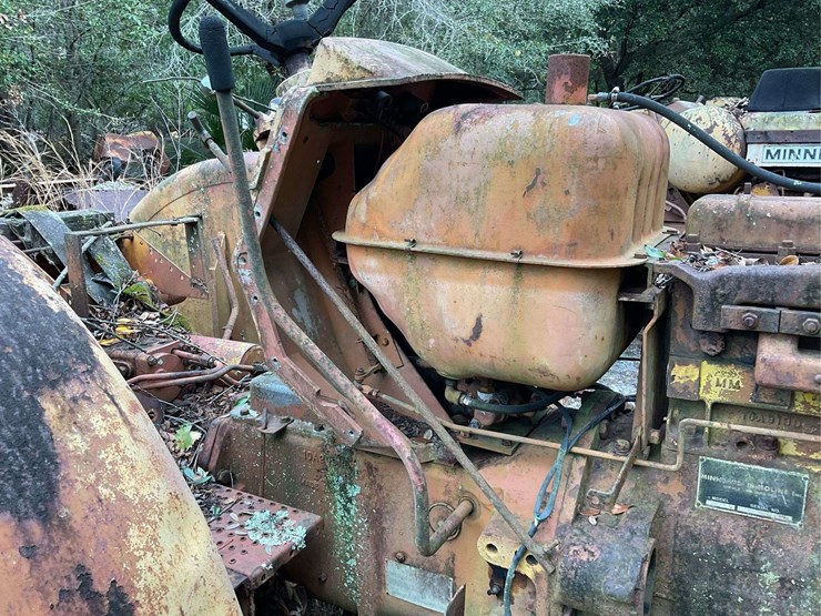 minneapolis-moline-jet-star-3-image-28