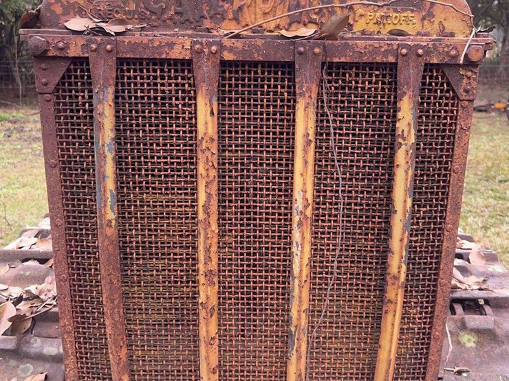 caterpillar-2-ton-crawler-image-9