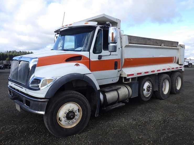 2007-international-7600-image-1