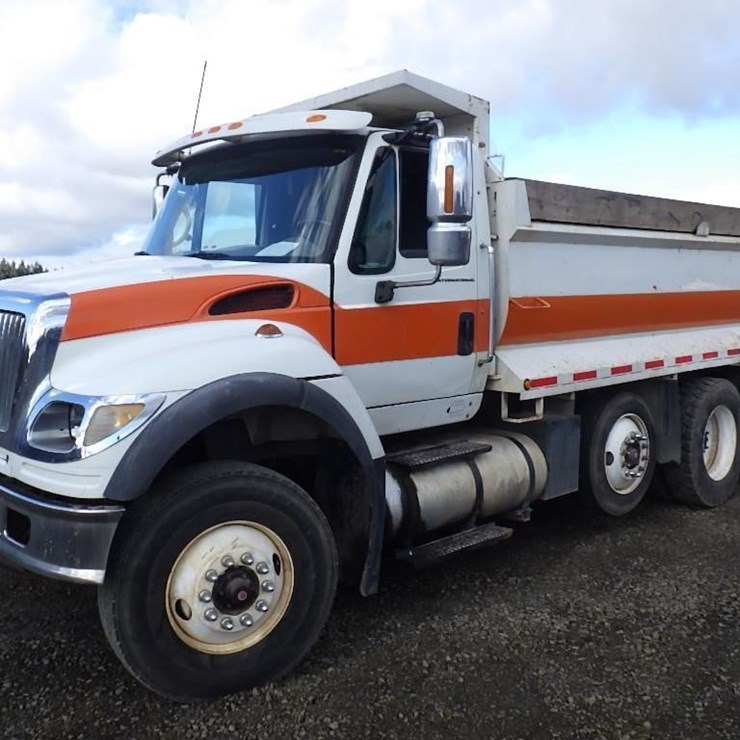 2007 INTERNATIONAL 7600