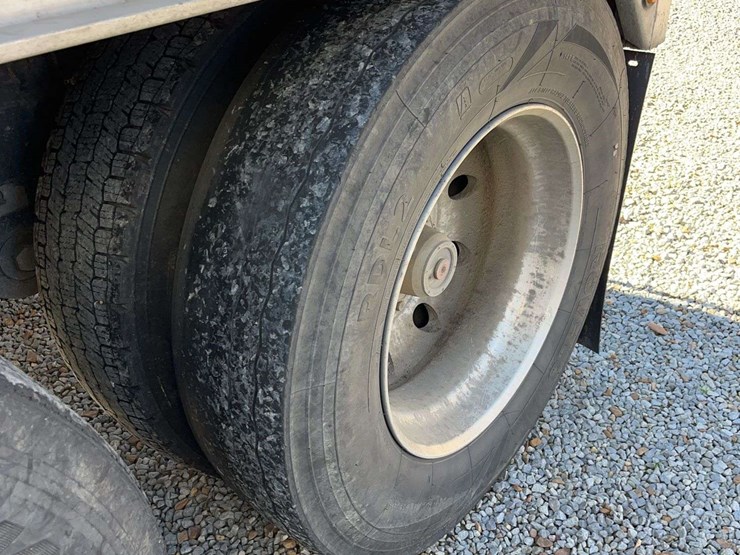 2010-wilson-hopper-bottom-image-5