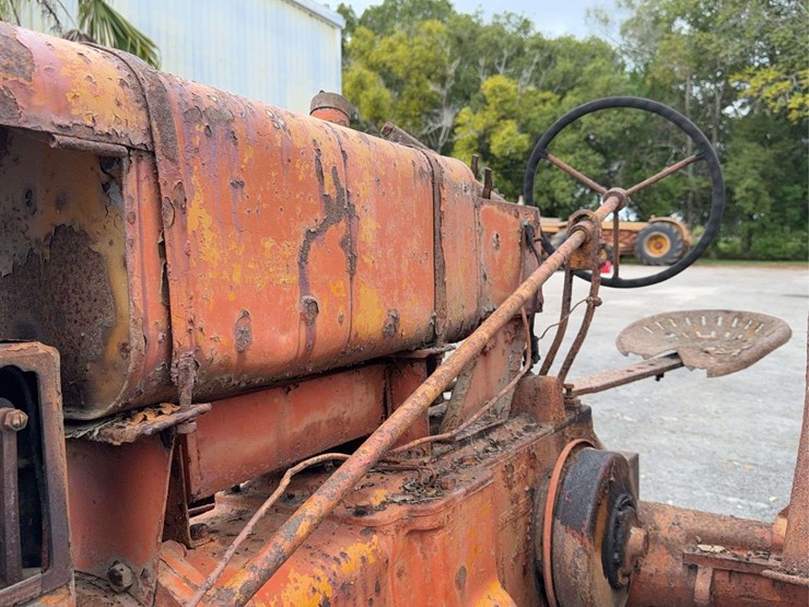 minneapolis-moline-ztu-image-24