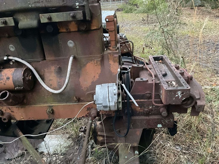 minneapolis-moline-m604-image-3