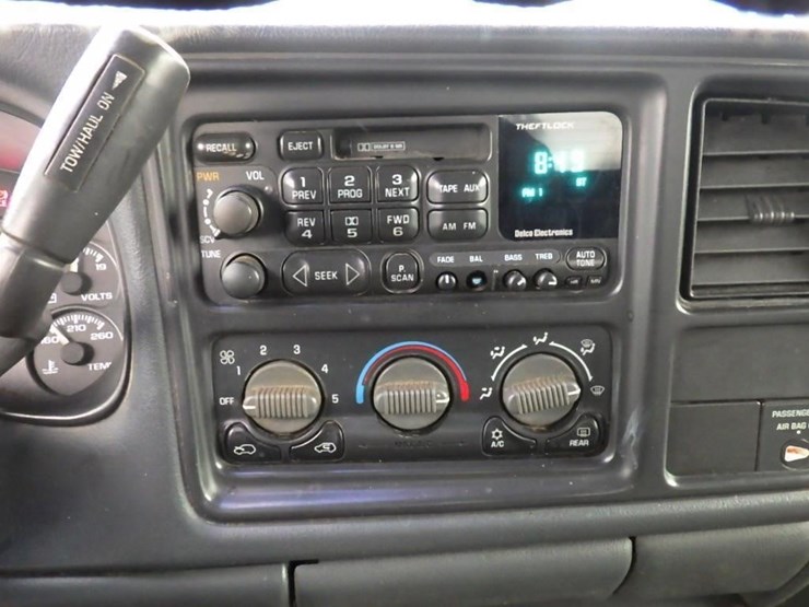 1999-chevrolet-2500-image-25