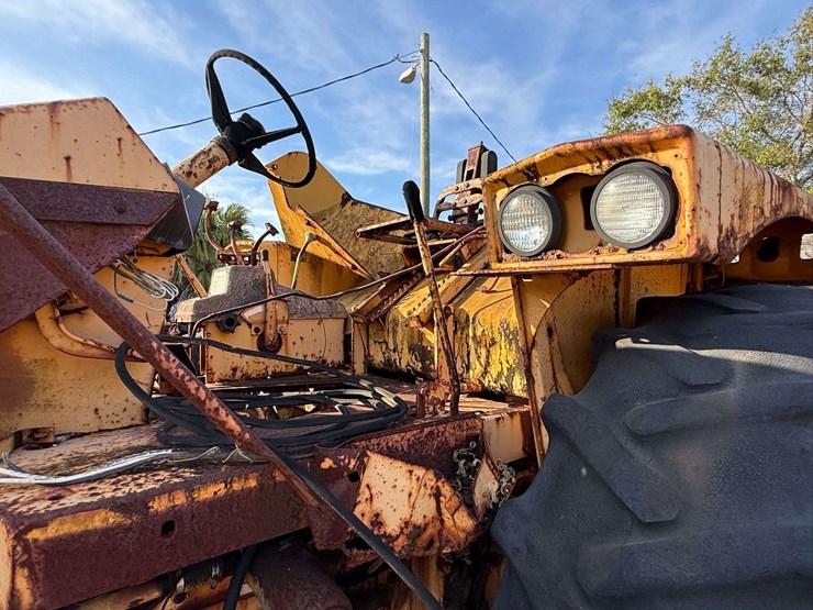 minneapolis-moline-g1000-image-14