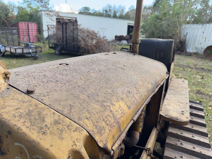 caterpillar-ten-gas-crawler-image-46