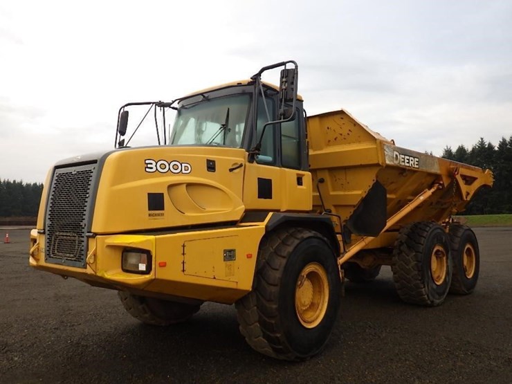 deere-300d-ii-image-1