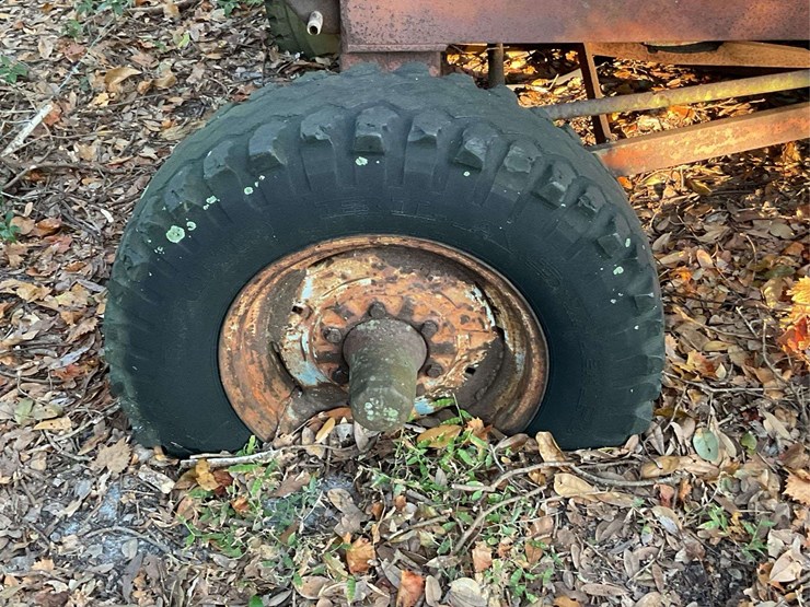 minneapolis-moline-lp-parts-tractor-image-13
