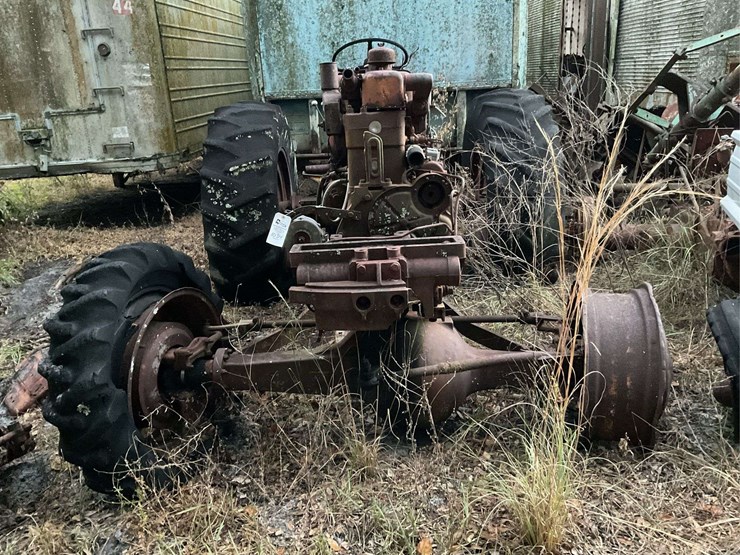 minneapolis-moline-m604-image-18