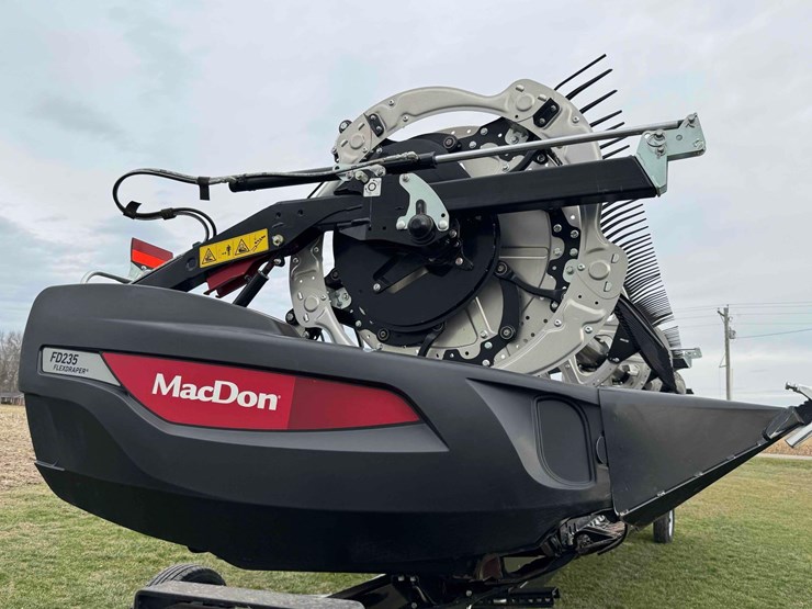 2022-mac-don-fd235-image-19