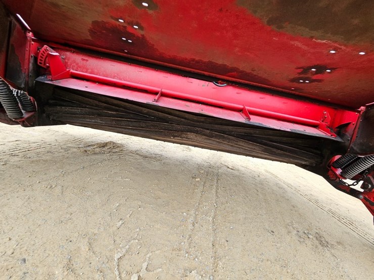 massey-ferguson-1383-image-25