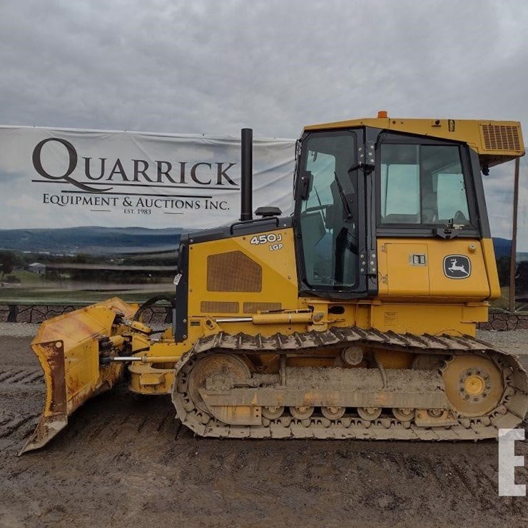 2016 DEERE 450J LGP