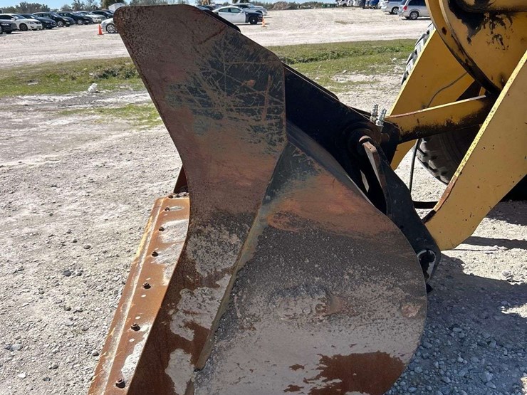 2002-deere-544h-image-16