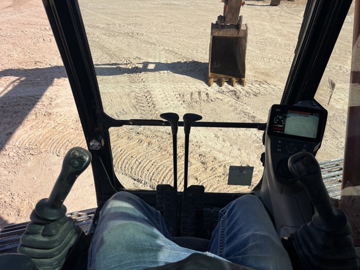 2018-link-belt-300-x4-image-7