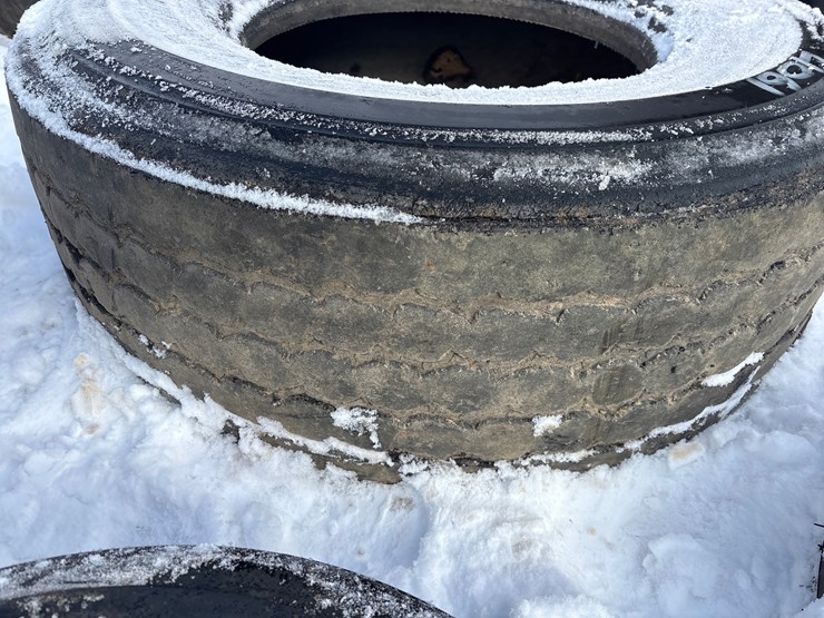 #4061-•-425/65r22.5-image-2