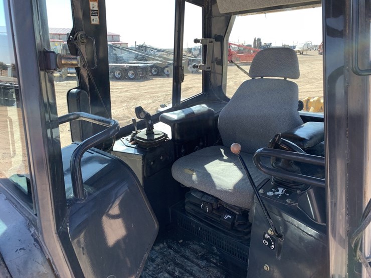 2006-deere-750j-lgp-image-8