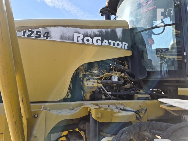 ag-chem-rogator-1254-image-12