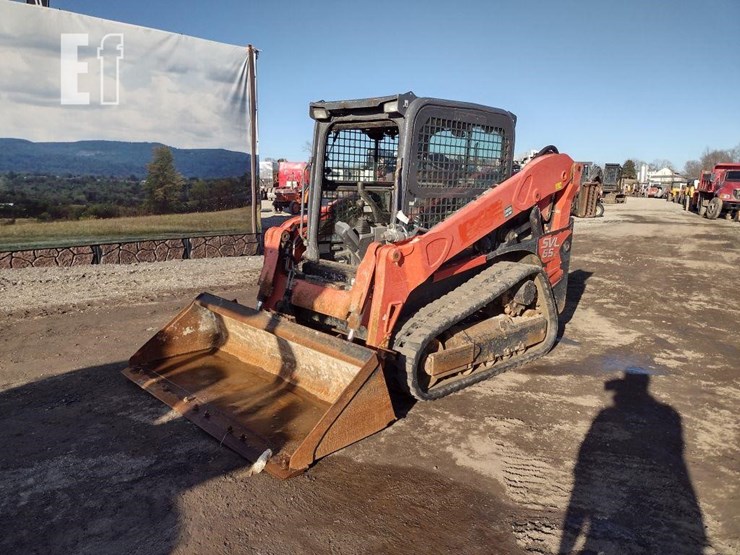 kubota-svl65-2-image-38