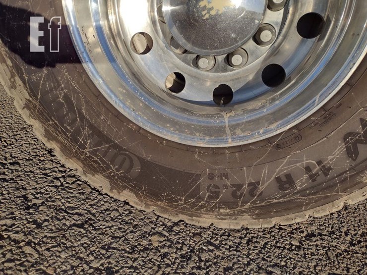 2013-peterbilt-337-image-26