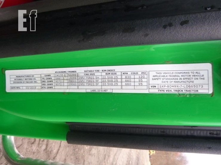 2020-peterbilt-579-image-6