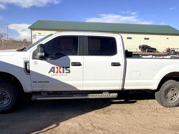 2019-ford-f250-xl-image-2