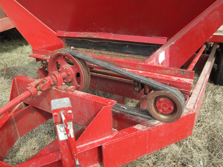 #27354-•-mallett-pull-type-spreader-image-11