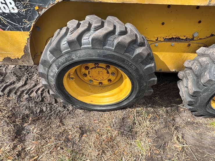 2014-caterpillar-226b3-image-41