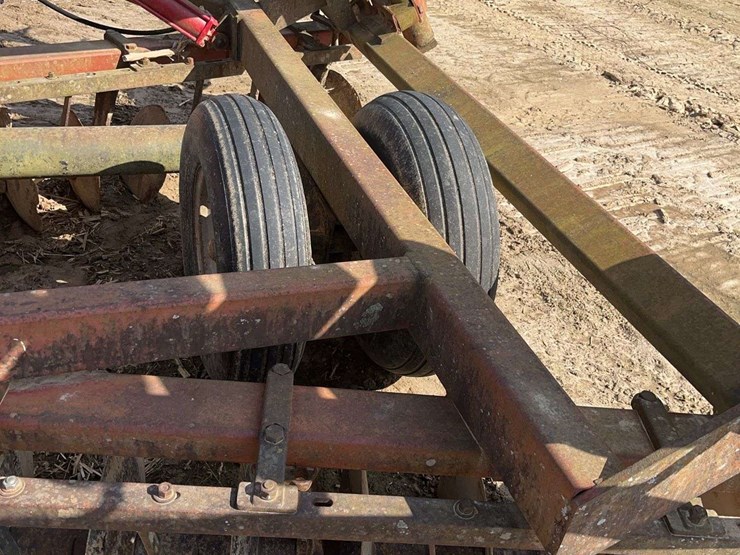 international-490-image-9