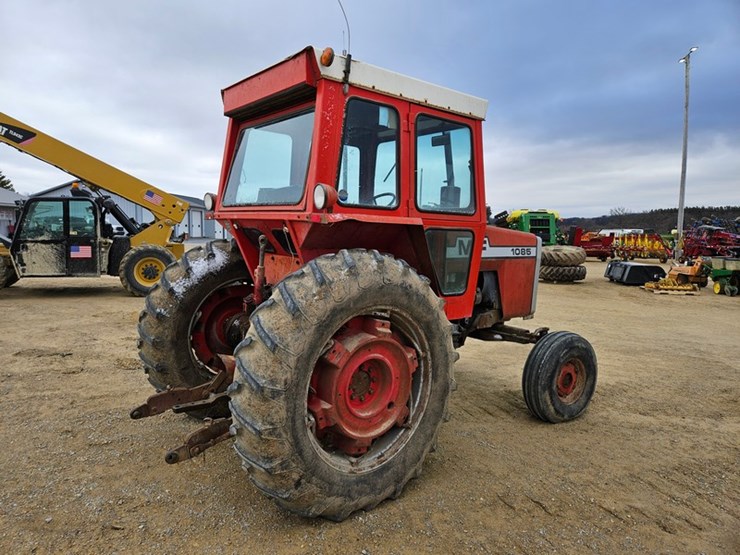 massey-ferguson-1085-image-5