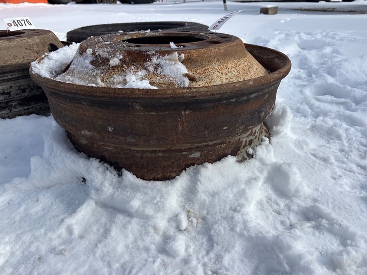 #4075-•-10-bolt-rim-image-2