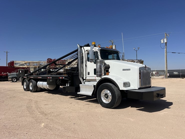 2015-kenworth-t800-image-2