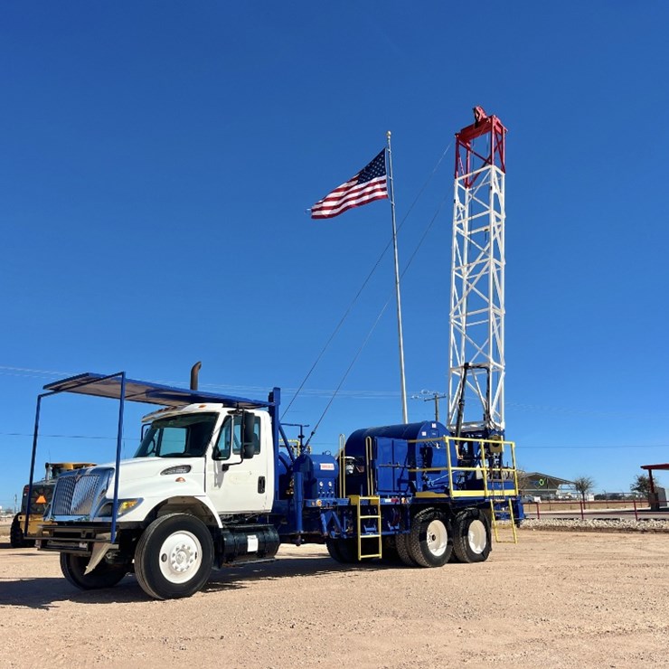 2005 INTERNATIONAL 7400