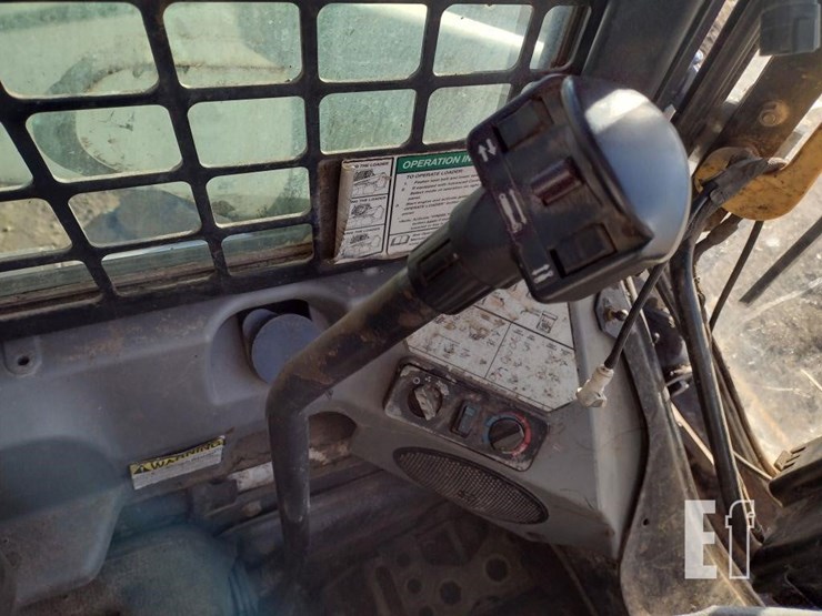 2013-bobcat-s630-image-10