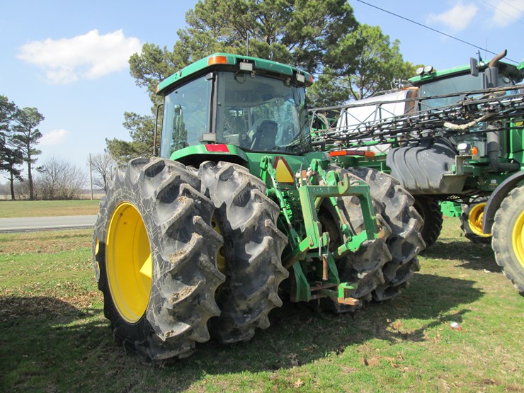 john-deere-8310-image-4