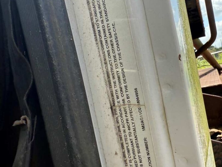 2007-mack-cv713-t/a-65k-gin-pole-winch-truck-image-32