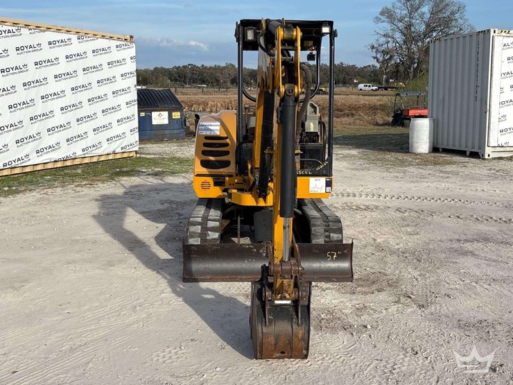 caterpillar-302.5c-image-41