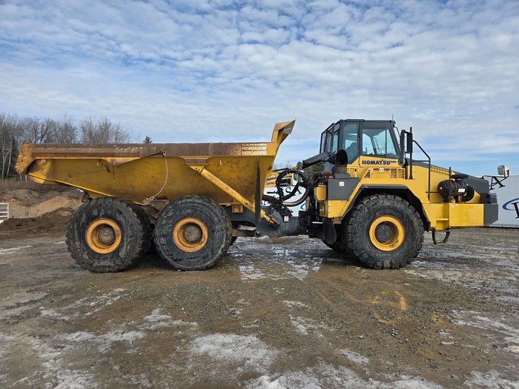 komatsu-hm400-2-image-6