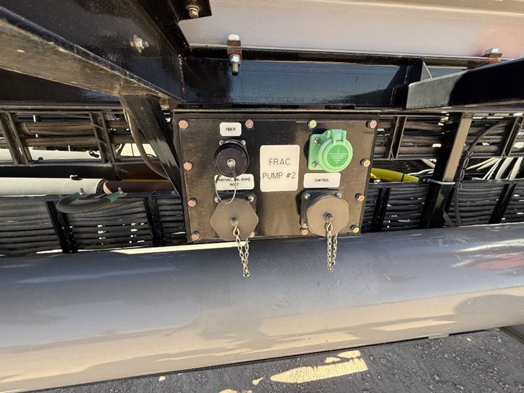 2020-nov-rolligon-big-bore-frac-15k-wp-4-axle-manifold-trailer-image-16