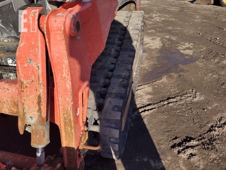 kubota-svl65-2-image-26