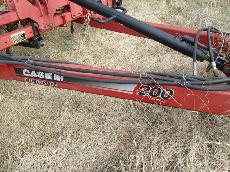 case-ih-200-image-25