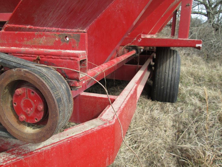 #27354-•-mallett-pull-type-spreader-image-10