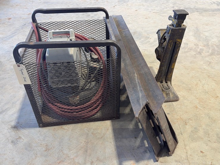 house-jack,-ramps,-air-compressor-image-5