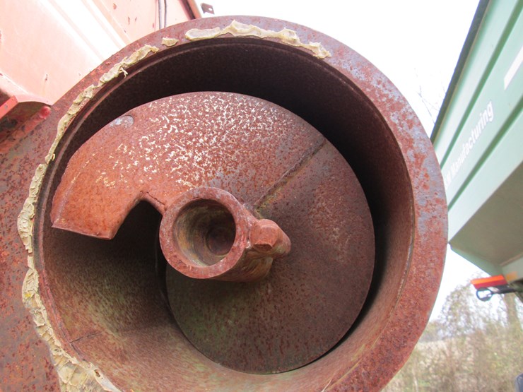 #27351-•-brandt-gpc1700-1700bu-grain-cart-301-image-16