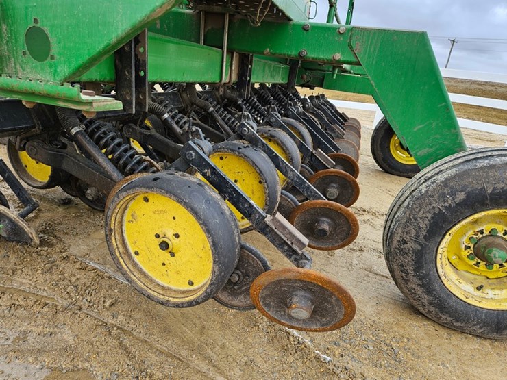 john-deere-15-image-32