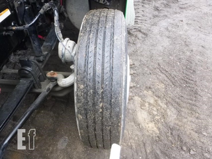 2020-peterbilt-579-image-18